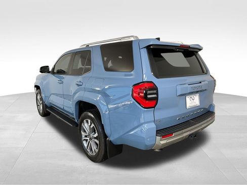 Used 2025 Toyota 4Runner Limited AWD/4WD image 7