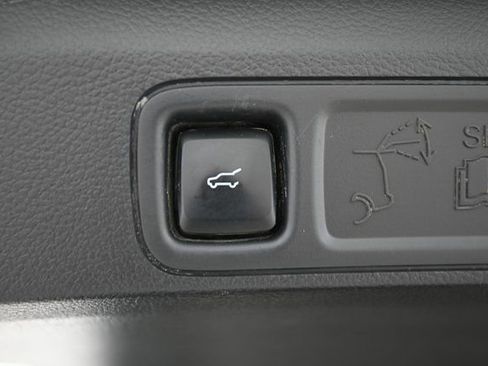 Used 2024 Ford Expedition Max Platinum image 23