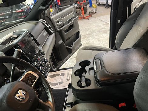 Used 2022 RAM 3500 Big Horn w/ Level A Equipment Group AWD/4WD image 28
