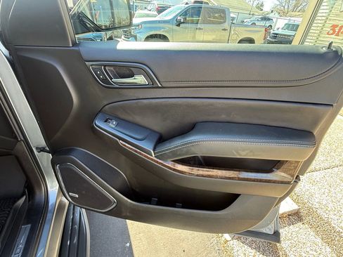 Used 2018 Chevrolet Tahoe LT image 22