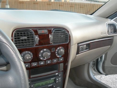 Used 2003 Volvo S40 image 40