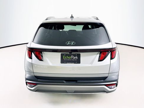 Used 2025 Hyundai Tucson SEL FWD image 7