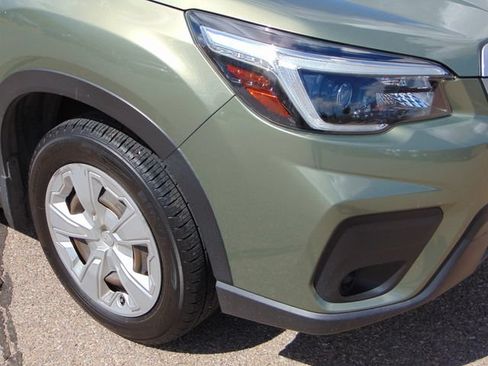 Used 2021 Subaru Forester AWD/4WD image 2