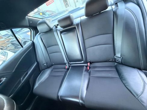 Used 2016 Honda Accord Sport image 26