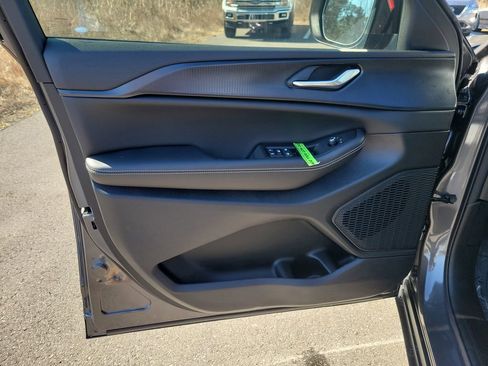 New 2025 Jeep Grand Cherokee Laredo image 26