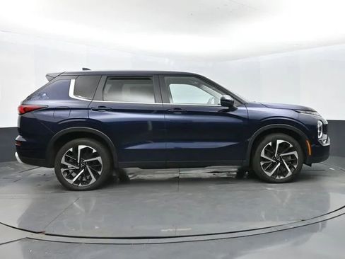 Used 2024 Mitsubishi Outlander Ralliart image 4