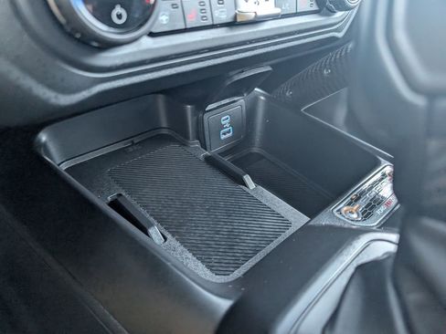 Used 2025 Ford Bronco Raptor image 21