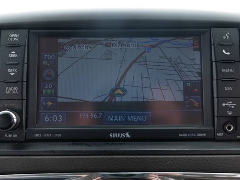Used 2012 Chrysler Town & Country Touring-L w/ Entertainment Group #2 FWD image 35