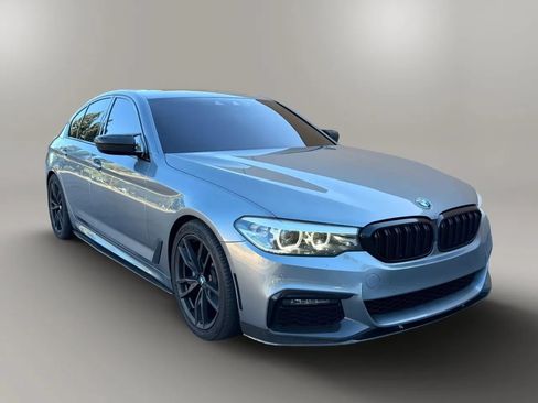 Used 2019 BMW 540i w/ M Sport Package RWD image 2