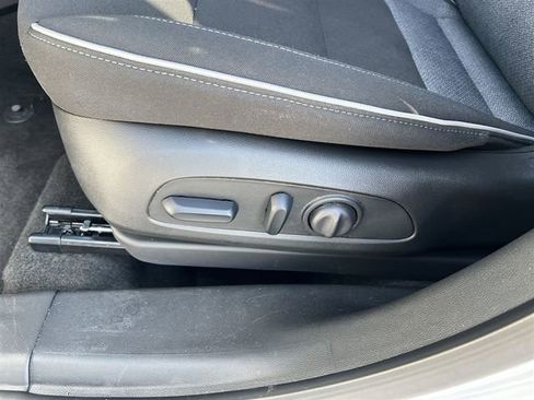 Certified 2024 Chevrolet TrailBlazer LT w/ Convenience Package image 18