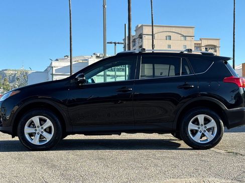 Used 2014 Toyota RAV4 XLE image 7
