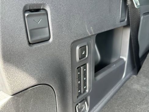 Used 2025 Ford Expedition King Ranch image 17