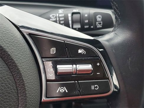 Certified 2024 Kia Seltos S image 22