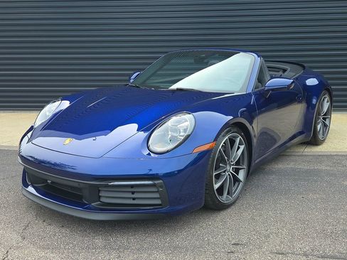 Certified 2022 Porsche 911 Carrera 4S AWD/4WD image 6