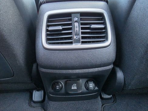 Used 2018 Kia Sorento SX FWD image 29