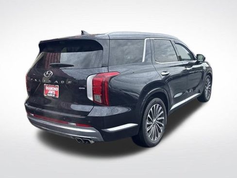Used 2023 Hyundai Palisade Calligraphy w/ Cargo Package AWD/4WD image 5