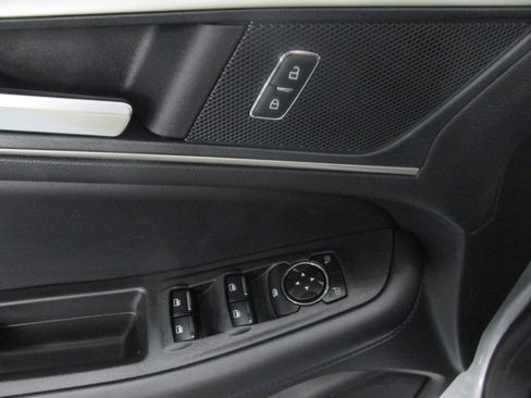 New 2024 Ford Edge SEL w/ Convenience Package image 31