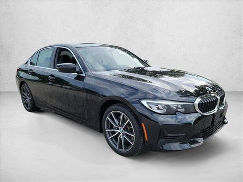 Used 2020 BMW 330i xDrive Sedan w/ Driving Assistance Package AWD/4WD image 3