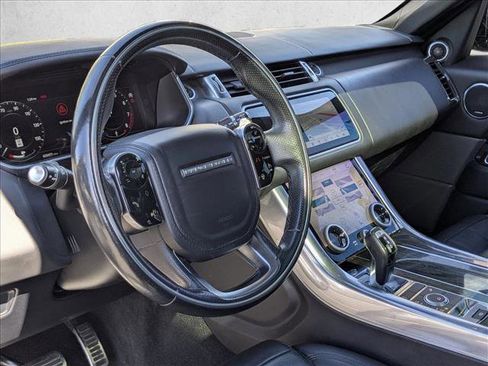 Used 2018 Land Rover Range Rover Sport HSE Dynamic image 10