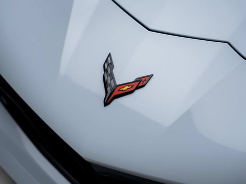 Used 2024 Chevrolet Corvette Z06 RWD image 15