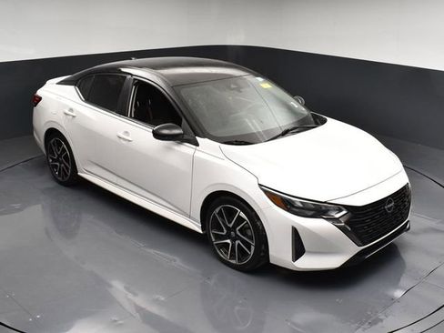 Used 2024 Nissan Sentra SR image 38