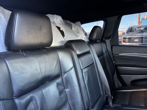 Used 2020 Jeep Grand Cherokee Limited w/ Luxury Group II image 18