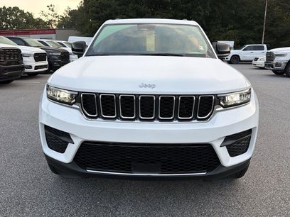 New 2027 Jeep Grand Cherokee Laredo X