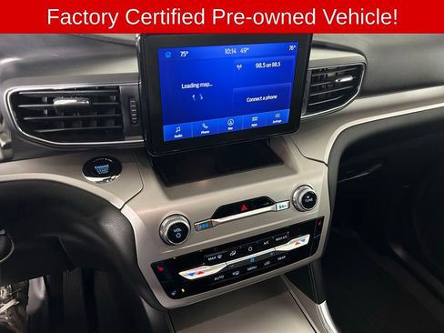 Used 2023 Ford Explorer XLT w/ Equipment Group 202A AWD/4WD image 3