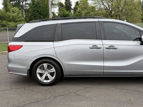 Used 2018 Honda Odyssey EX-L image 9
