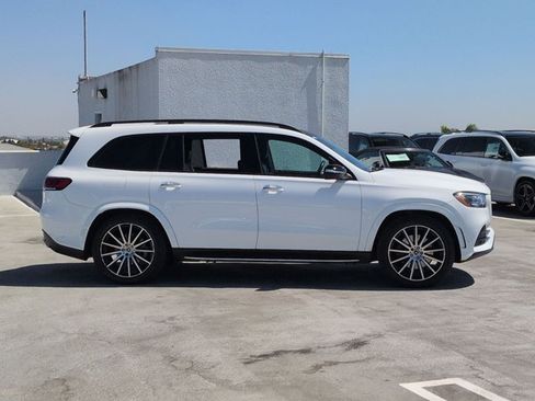 Used 2022 Mercedes-Benz GLS 450 4MATIC image 4