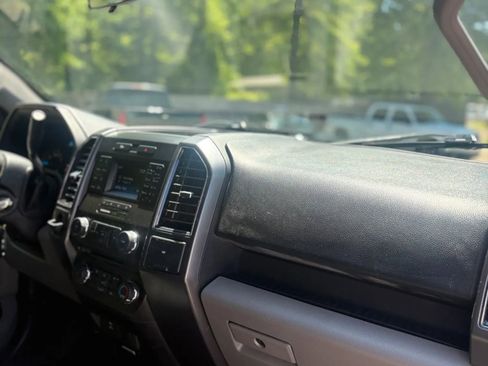 Used 2017 Ford F150 XLT RWD image 29