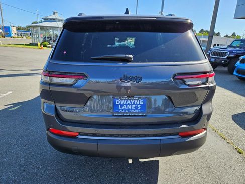 New 2026 Jeep Grand Cherokee L 4WD image 4