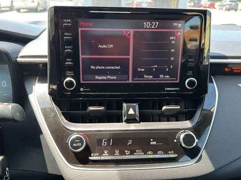 Used 2022 Toyota Corolla LE FWD image 18