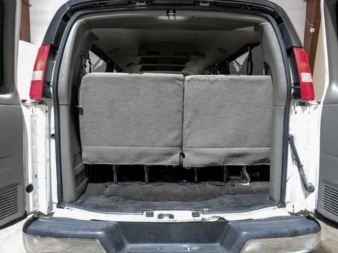 Used 2013 Chevrolet Express 3500 LT w/ LT Preferred Equipment Group RWD image 33