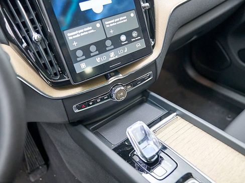 New 2026 Volvo XC60 B5 Plus w/ Climate Package AWD/4WD image 15