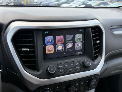 Used 2017 GMC Acadia SLT FWD image 15