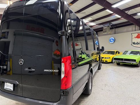 Used 2019 Mercedes-Benz Sprinter 170 Cargo image 16