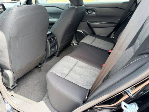 New 2026 Nissan Rogue SV AWD/4WD image 13