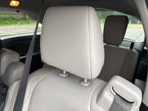 Used 2019 Honda Odyssey EX-L image 9