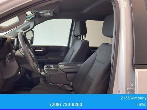 Used 2023 GMC Sierra 2500 Pro w/ Gooseneck/5TH Wheel Package AWD/4WD image 12