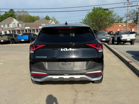 Used 2023 Kia Sportage EX FWD image 7