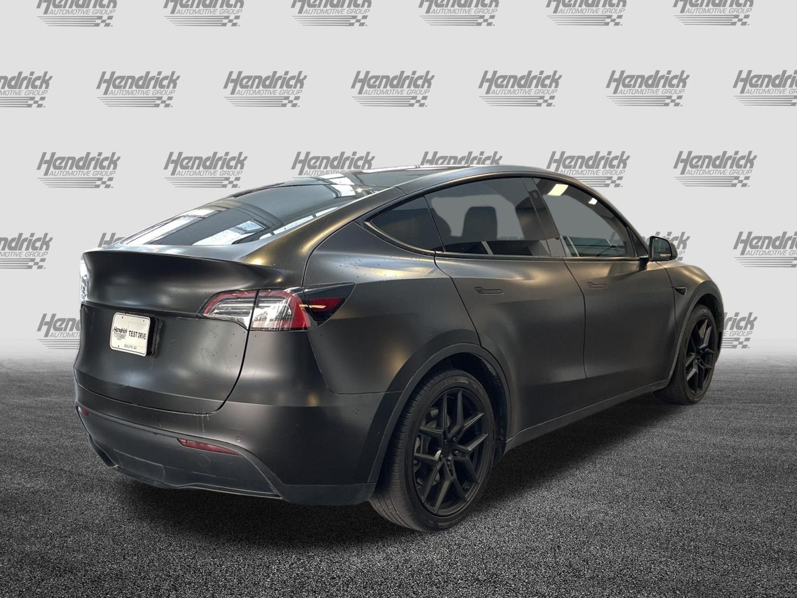 Used 2022 Tesla Model Y Long Range AWD/4WD image 10