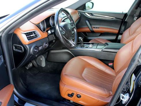 Used 2018 Maserati Ghibli image 9