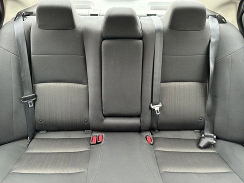 Used 2025 Nissan Altima 2.5 SV image 37