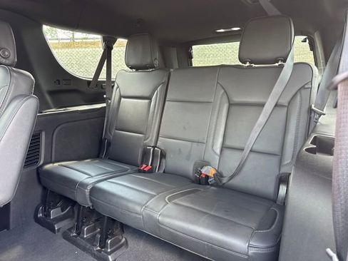 Used 2021 GMC Yukon XL Denali w/ Advanced Technology Package image 12