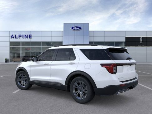 New 2026 Ford Explorer Active w/ Active Comfort Package AWD/4WD image 4
