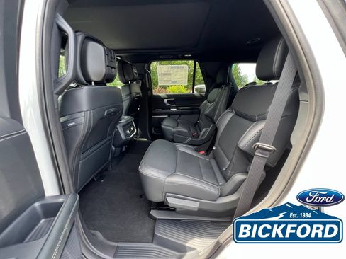 New 2026 Ford Expedition Platinum w/ Stealth Appearance Package AWD/4WD image 18