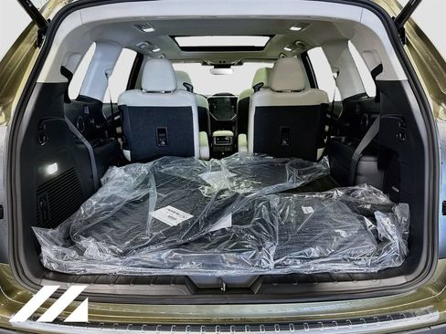 New 2026 Subaru Ascent Limited AWD/4WD image 28