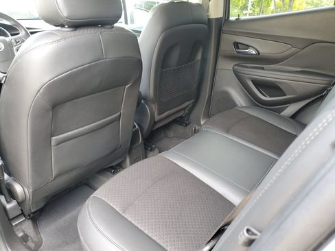 Used 2020 Buick Encore Preferred FWD image 14