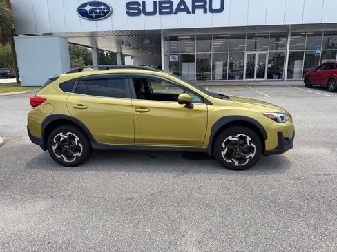 Used 2021 Subaru Crosstrek 2.5i Limited w/ Moonroof Package 2 AWD/4WD image 2